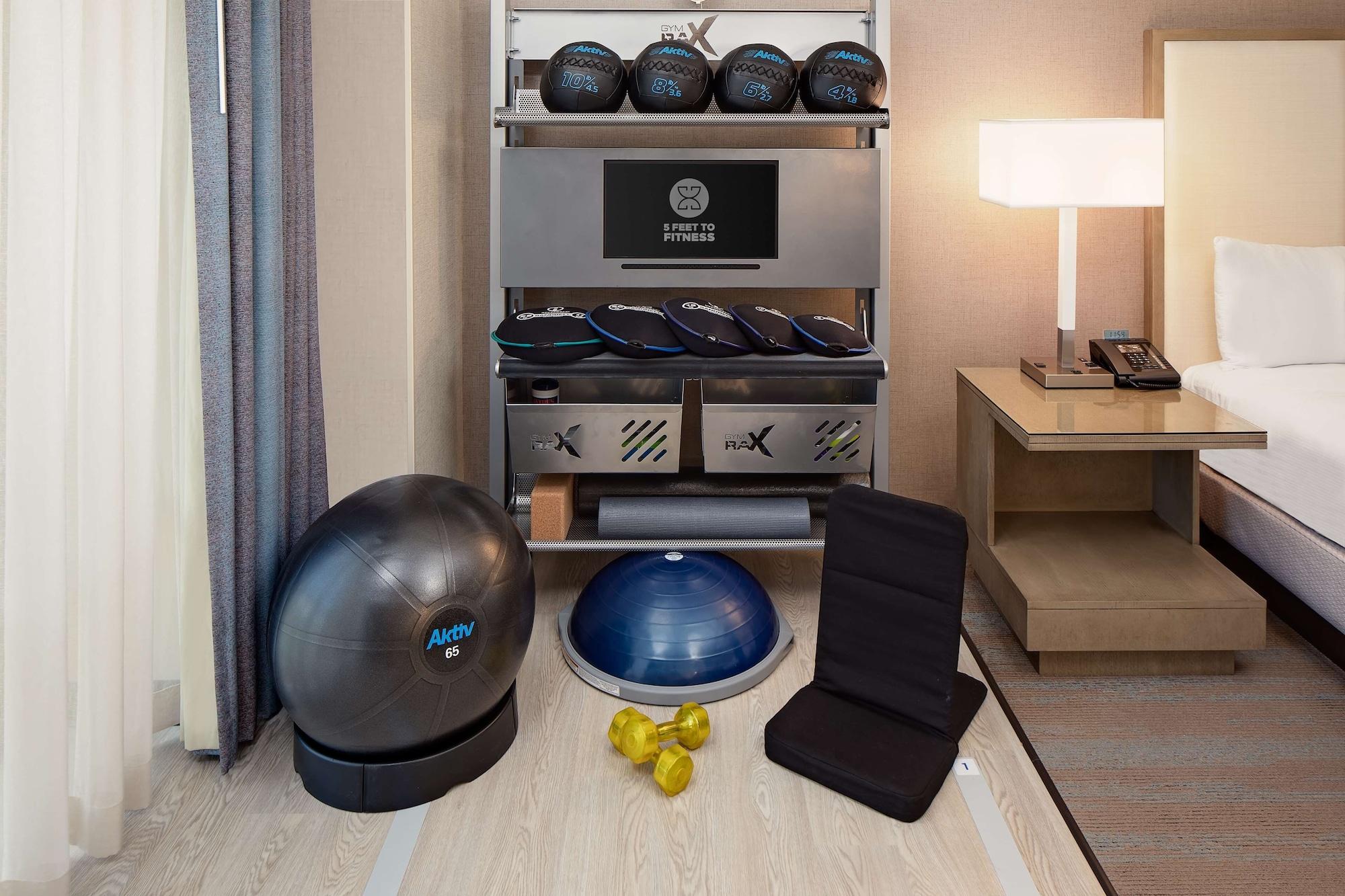 Doubletree By Hilton Irvine Spectrum Bagian luar foto