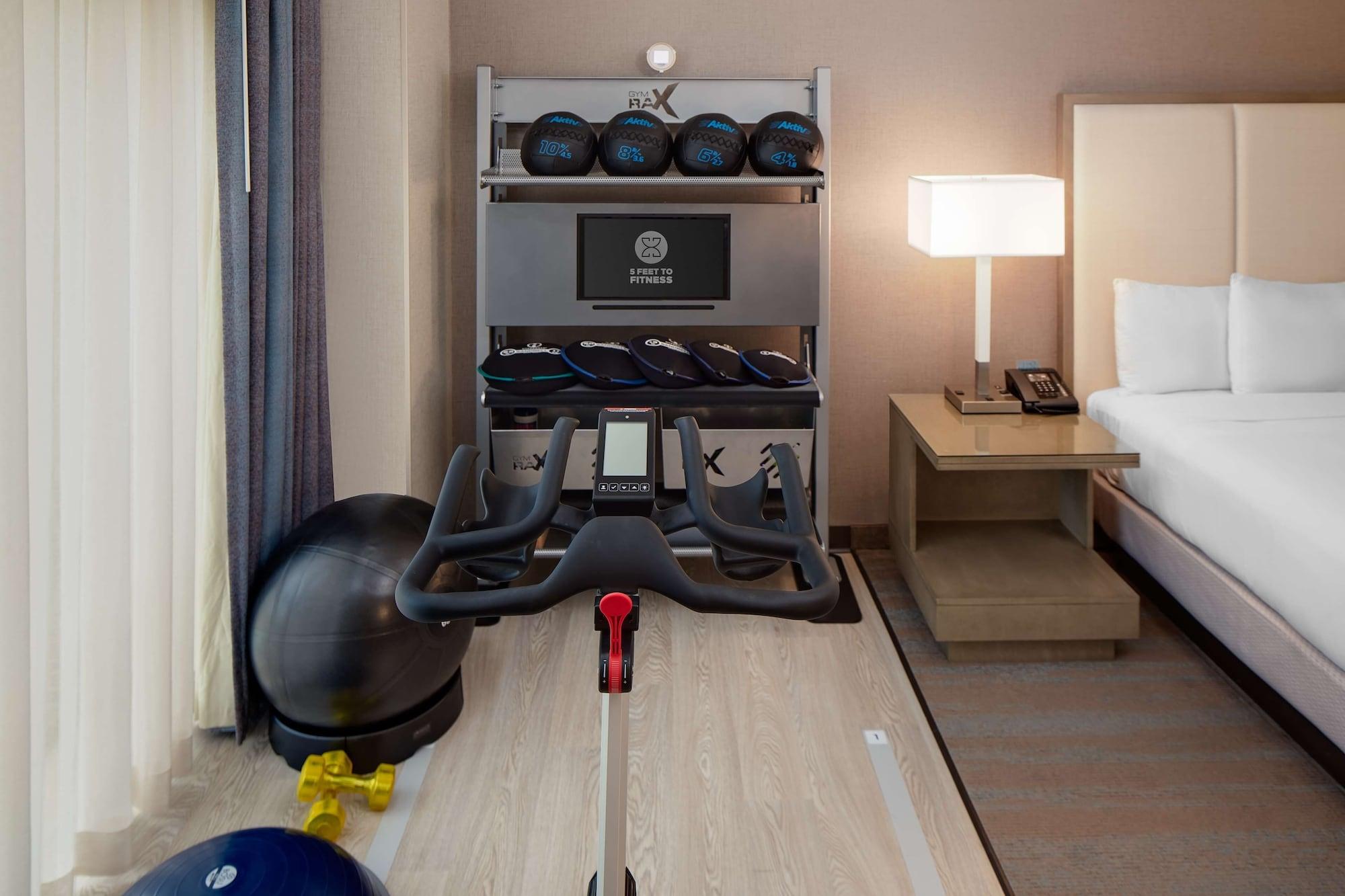 Doubletree By Hilton Irvine Spectrum Bagian luar foto