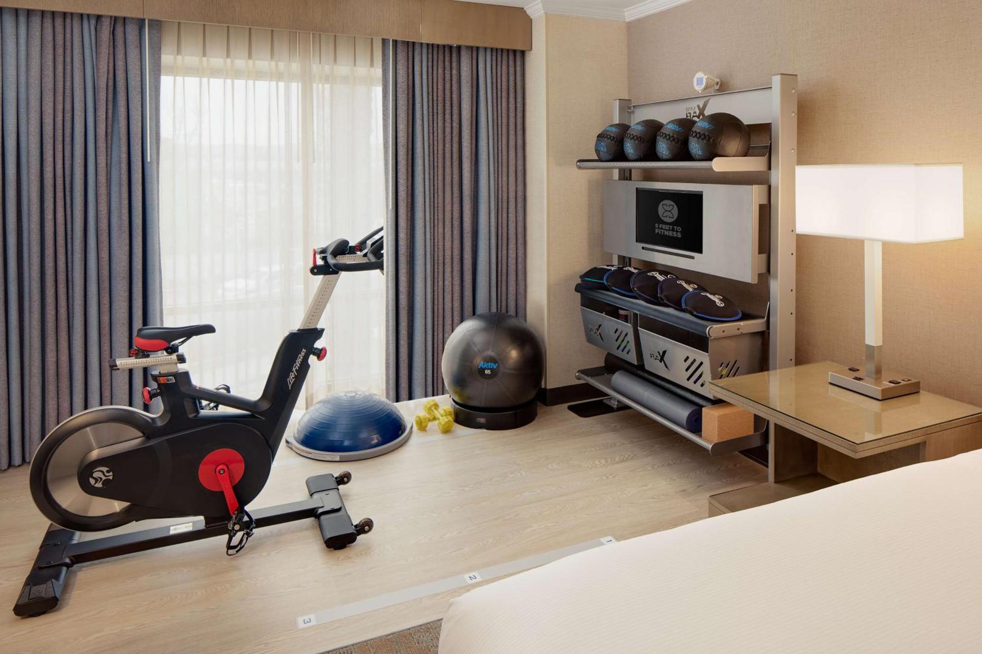 Doubletree By Hilton Irvine Spectrum Bagian luar foto