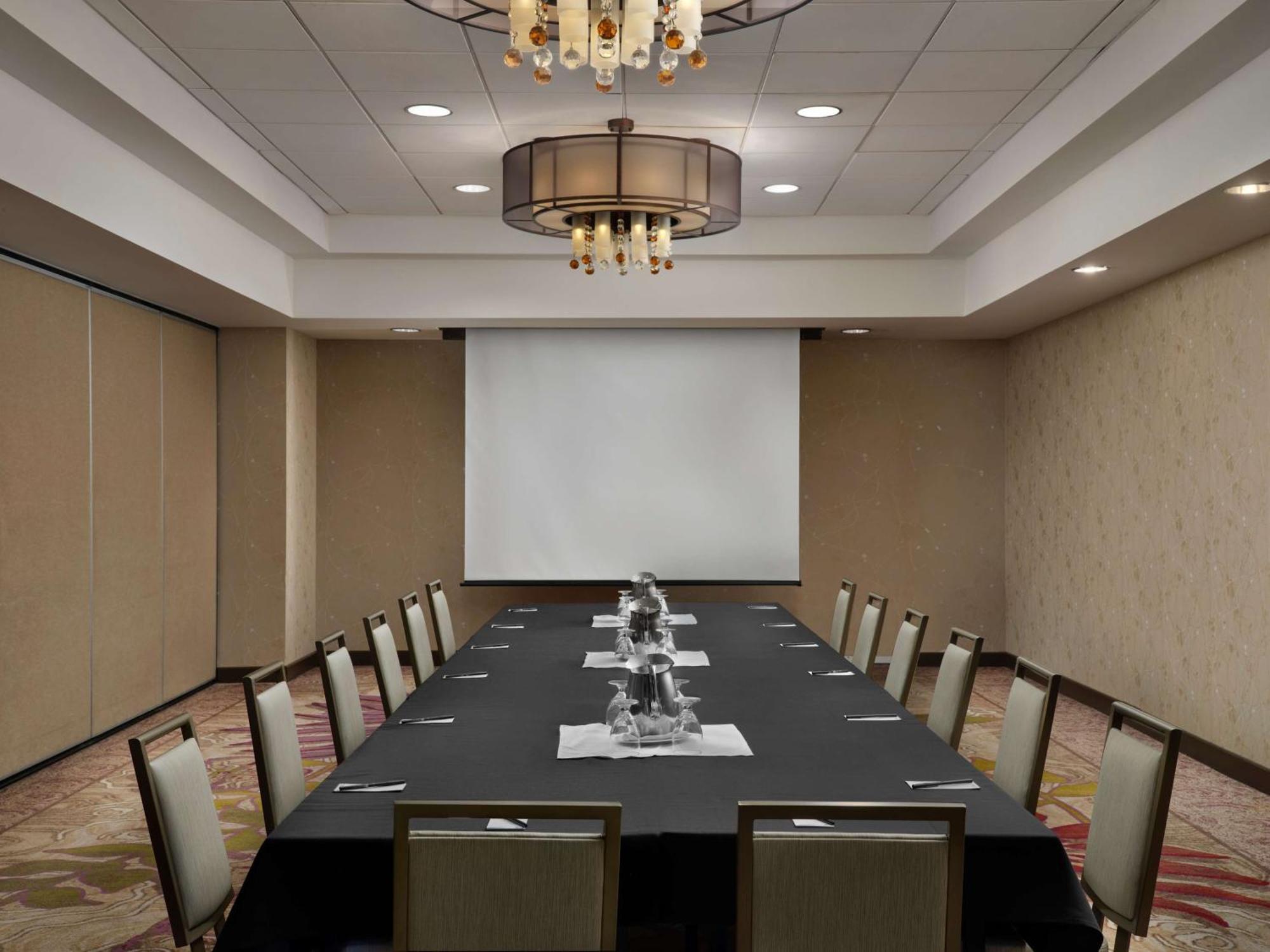 Doubletree By Hilton Irvine Spectrum Bagian luar foto