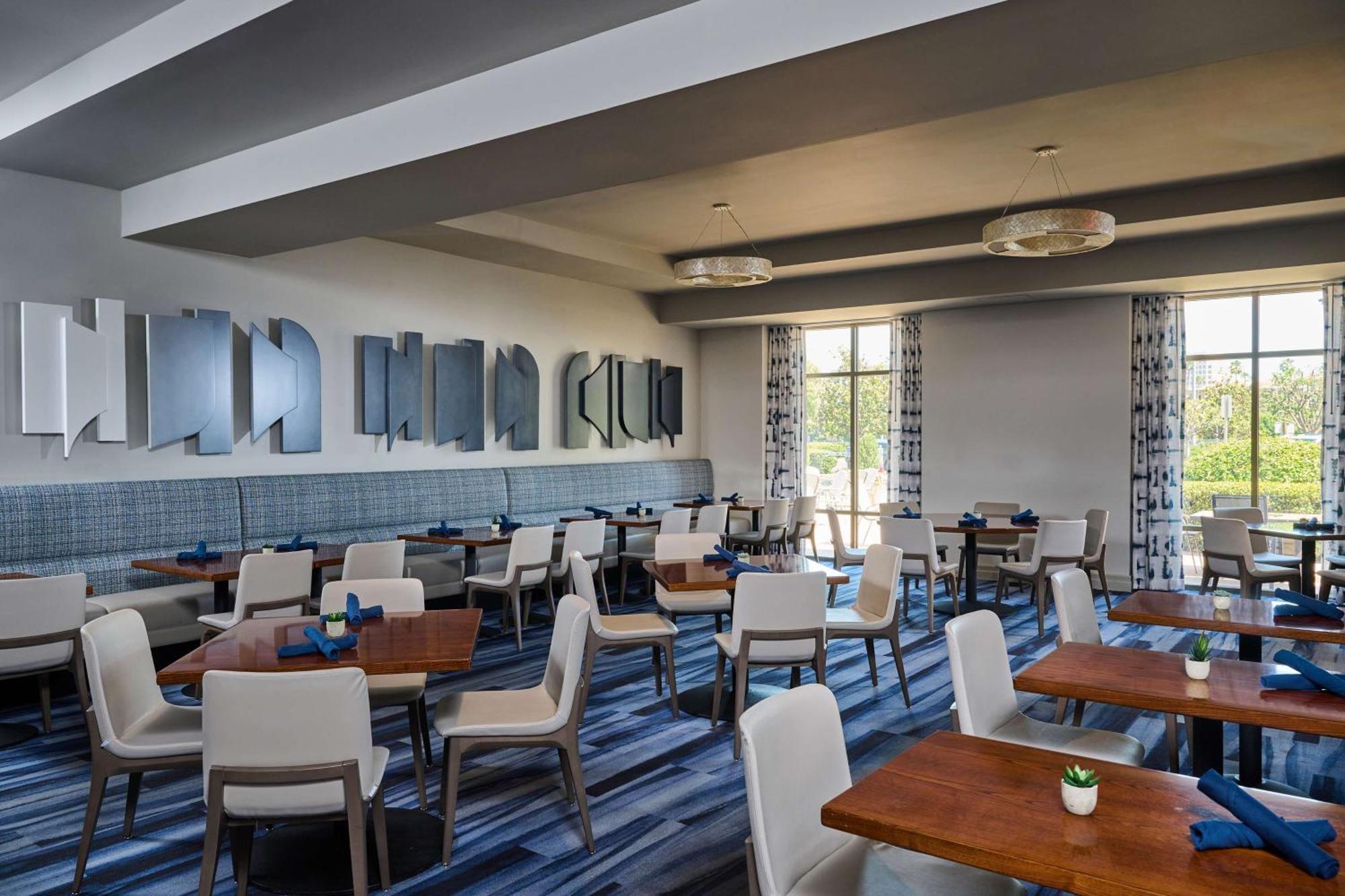 Doubletree By Hilton Irvine Spectrum Bagian luar foto