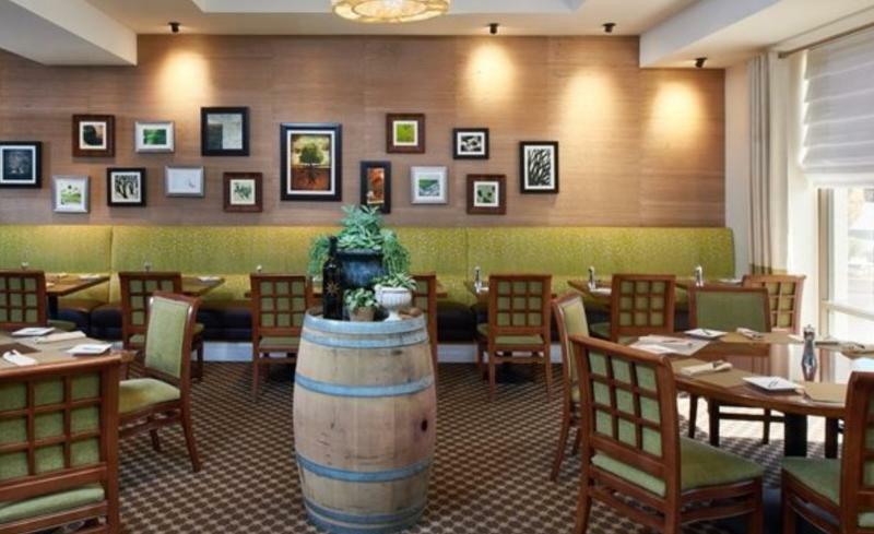 Doubletree By Hilton Irvine Spectrum Bagian luar foto